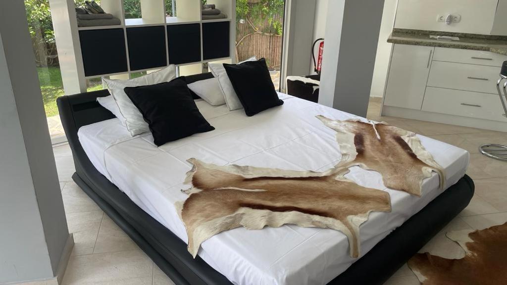 Luxury Villa With Swimming Pool And Jacuzzi 마르베야 외부 사진