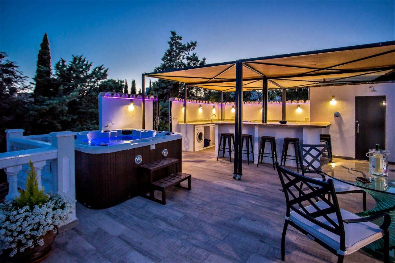 Luxury Villa With Swimming Pool And Jacuzzi 마르베야 외부 사진
